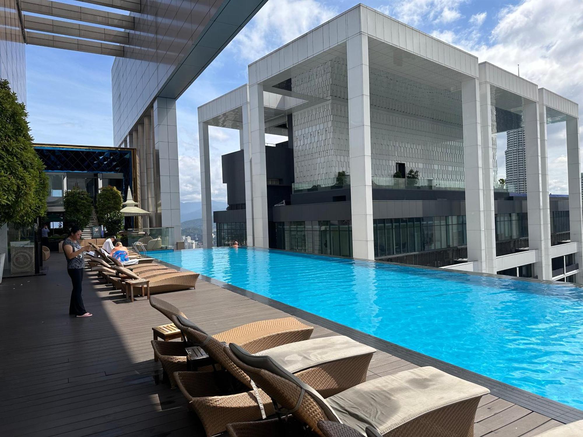The Platinum Kuala Lumpur By Crown Suites Luaran gambar